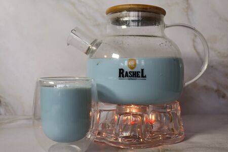 Молочный чай зимний таец