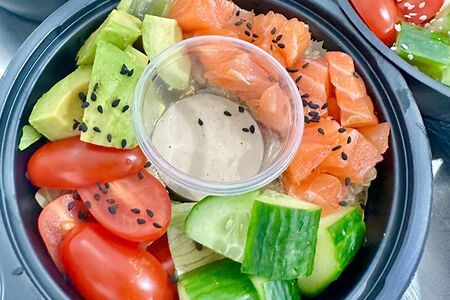 Боул с лососем