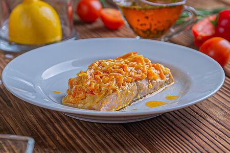 Горбуша под овощной шубой