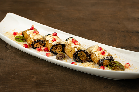 Рулетики из баклажанов