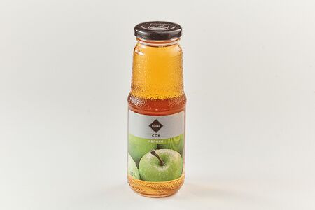 Яблочный сок Rioba