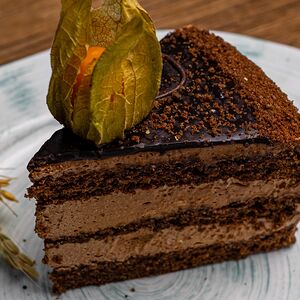 Торт Прага кусок