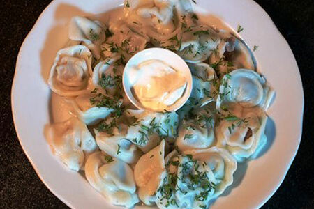 Пельмени со сметаной