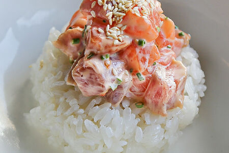 Райс-боул с лососем и тунцом