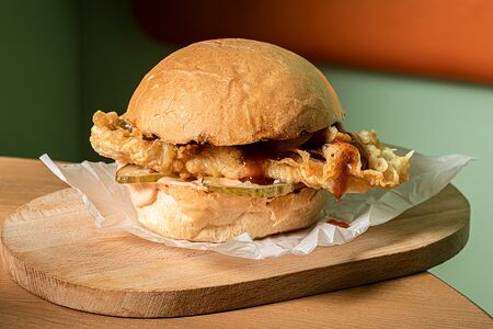 Куриный бургер