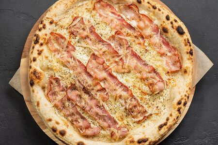 С беконом и черным перцем