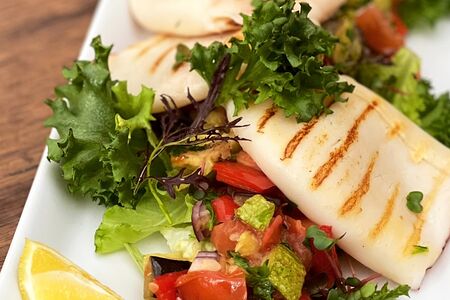 Кальмар целый, гриль