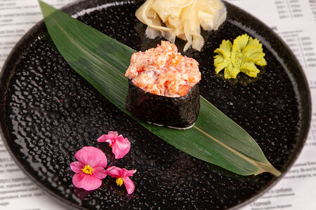 Саке гункан спайси