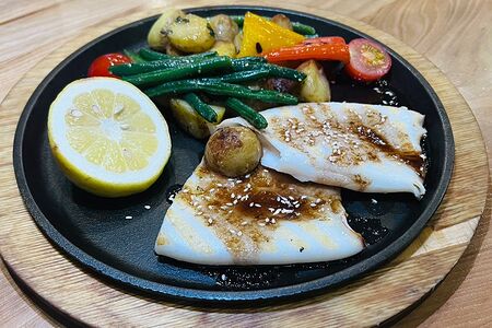 Кальмары с овощами