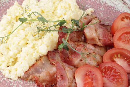 Скрэмбл из трех яиц