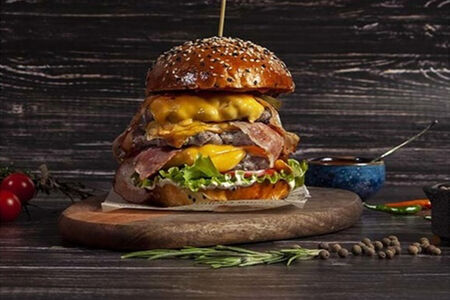 Бургер Разорви едало со свининой