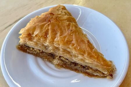 Пахлава (треугольный кусочек)