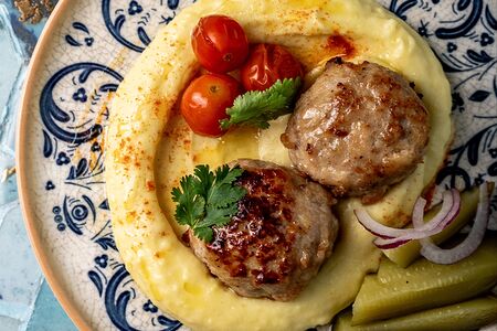 Куриные котлеты с картофельным пюре