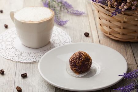 Вегетарианская бисквитная конфета Лаванда-черника