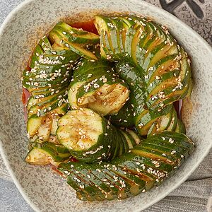 Վարունգ կծու սոուսում