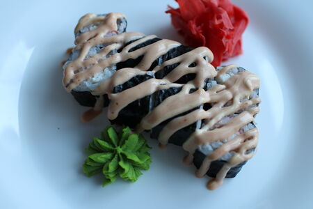 Простой ролл Спайс кани