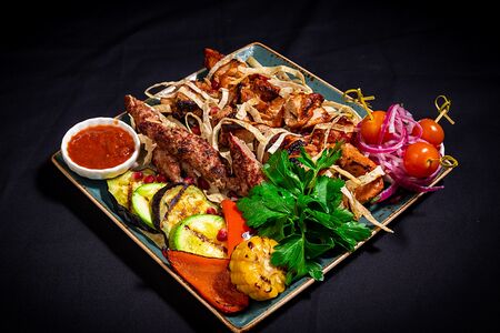 Ассорти из шашлыков