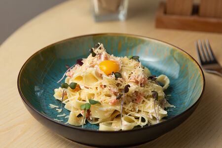 Паста с красной рыбой в сливочном соусе