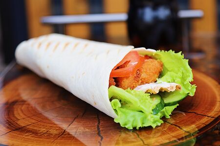 Цезарь Чикен ролл