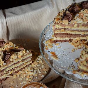 Սերուցքային-կարամելային տորթ