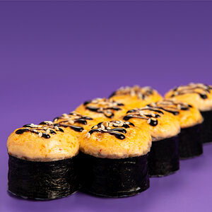 Запеченный ролл с тунцом