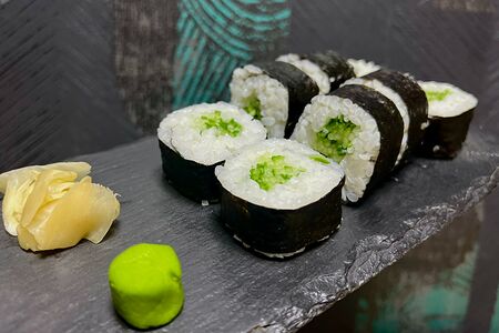 Огуречик-маки