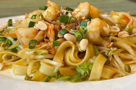 Пад-тай га с курицей