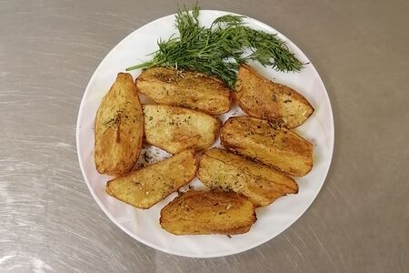 Картофель дольки со специями
