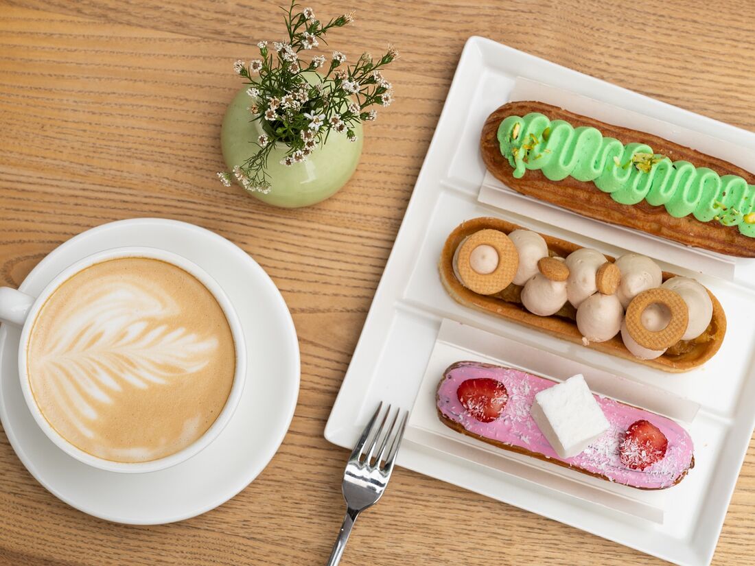 Бутик эклеров 12