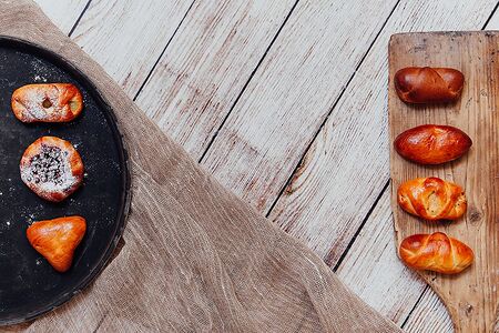 Ватрушка с лесными ягодами