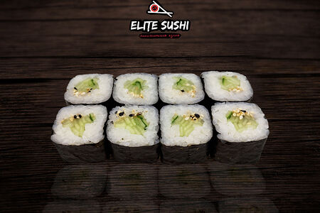 Хосомаки с огурцом