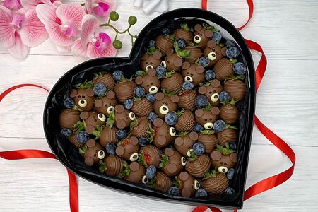 Коробка-сердце Шоколадные Мишки