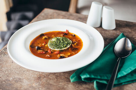 Солянка мясная