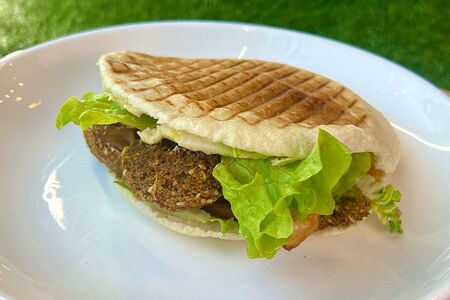 Фалафель в пите