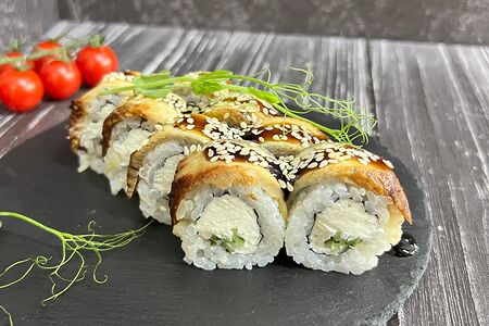 Роллы Канада