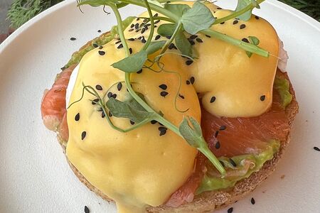 Авокадо-тост