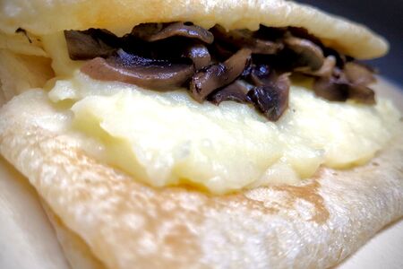 Блинчик с картофелем и грибами