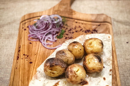 Шашлык из молодого картофеля