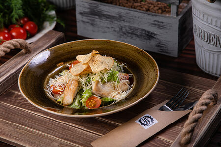 Цезарь с курицей