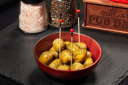 Оливки гигантские