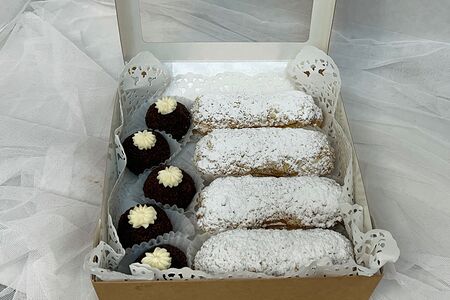 Набор ассорти пирожное картошка и эклеры S