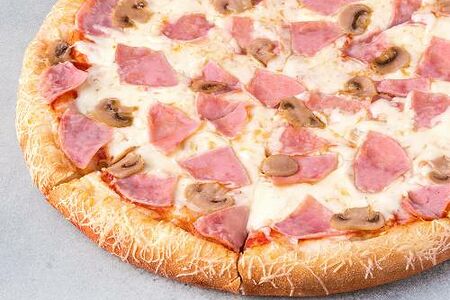 Пицца Прошутто Фунги на толстом с сыром