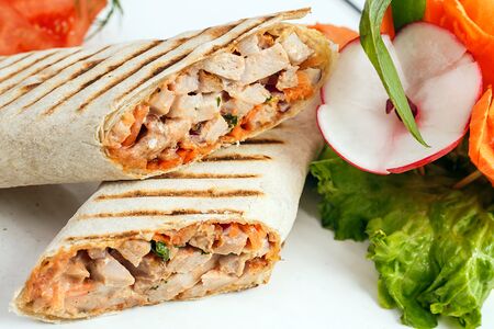 Шашлык куриный острый в лаваше