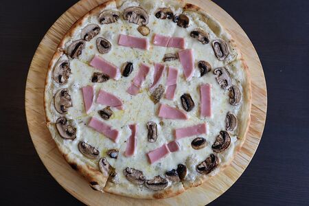 Пицца Ветчина-грибы