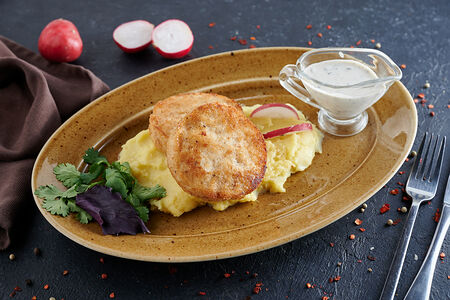 Рыбные котлеты с пюре