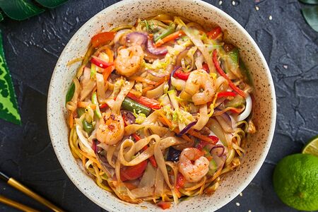 Удон с морепродуктами