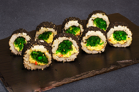 Ролл Вегетарианский с чукой