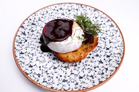 Камамбер, бриошь