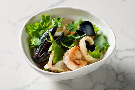 Жареный рис с морепродуктами