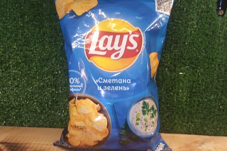 Лейс со сметаной и зеленью